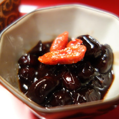 アンチエイジングに　黒豆の黒砂糖煮