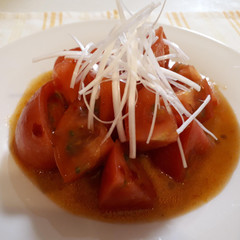 ひんやりトマトのキムチ風味