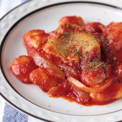 白花豆と鶏もも肉のトマト煮