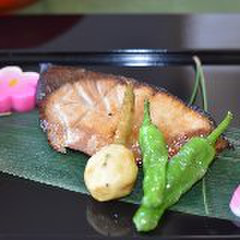 鰤の幽庵焼き