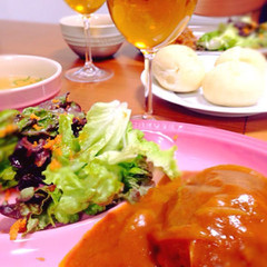 本格洋食屋さんの煮込みハンバーグ