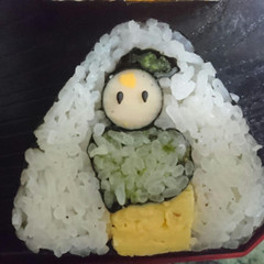 ひなまつりデコ寿司　おだいりさま