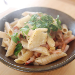 全粒粉ペンネのたけのこベーコン豆乳クリーム風味