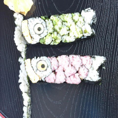 こいのぼりのデコ巻きすし
