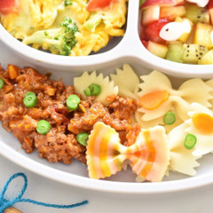 子どもも大人も美味しい😋ミートソース🍝