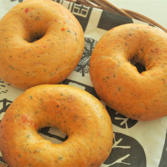 白神こだま酵母でトマトのベーグル