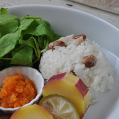 煎り大豆と豚肉の炊き込みご飯