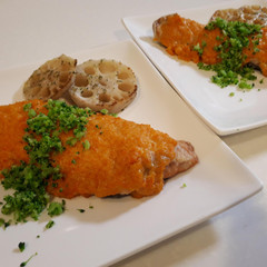 鮭とニンジン味噌マヨソース焼き