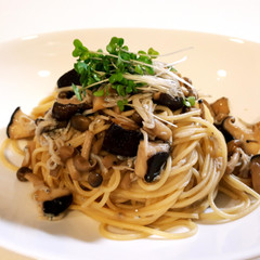 きのことしらすのバターしょうゆパスタ