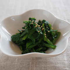 菜花の胡麻和え　と　だし巻たまご