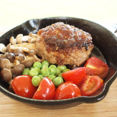 ふんわりジューシーハンバーグ
