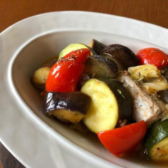 夏野菜とサバの軽い甘酢煮込み