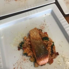ドライトマトのリゾット　魚介のポワレ添え