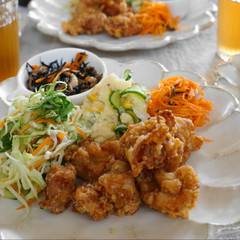 鶏のジューシー唐揚げ