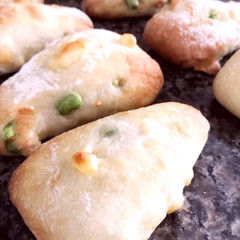 枝豆とチーズのリュスティック