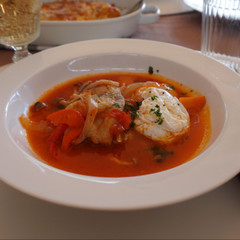 チキンのトマト煮込みカレー風味
