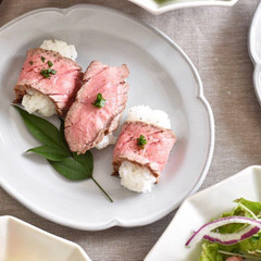 肉寿司&グリーンサラダ