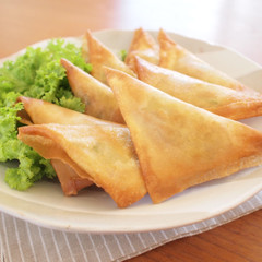 エビのワンタン揚げ