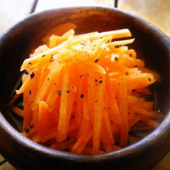 人参のビネガー漬け＊オレンジ風味