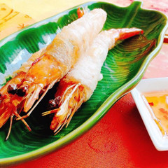 海老のライスペーパー揚げ
