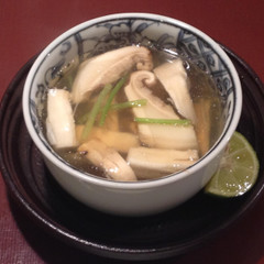 彩々きのこの土瓶蒸し風