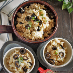 オリーブの醤油炊込みご飯