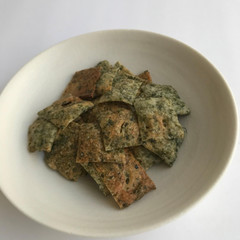  酵母の青のりクラッカー(甘味)