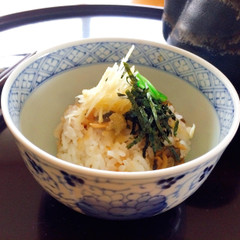 浅利ごはんの出汁茶漬け