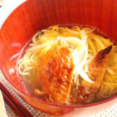 イチからスープを作る　鶏照り焼き塩ラーメン