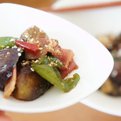 茄子の鍋しぎ（味噌炒め）