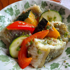 カレイと旬野菜のバポーレ