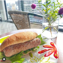 ロースト小麦胚芽入りコッペパン＆ソーセージ