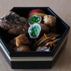 鶏とれんこんと里芋の煮込み
