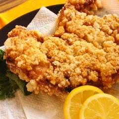 台湾大判唐揚げ　大鶏排（ダージーパイ）