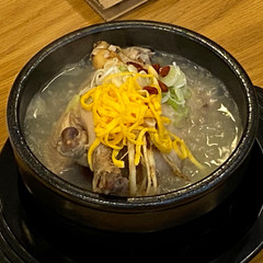 参鶏湯（サムゲタン）