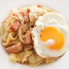 麺つゆバター焼きうどん