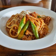 アスパラとひき肉のトマトパスタ