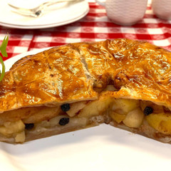 紅玉りんごで作るアップルパイ＆リーフパイ