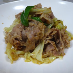 キャベツと豚肉の甘辛みそ炒め～甘辛味噌の応用～
