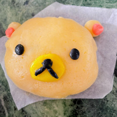 リラクマ　カラフルメロンパン