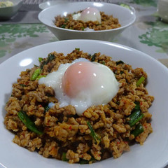 旨辛味噌のひき肉丼～自家製キムチの素の応用～