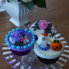 シュガーペーストで作る『ハロウィンカップケーキ』