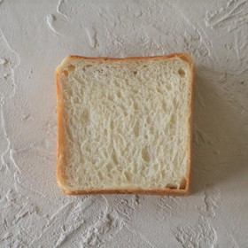 きめが細かくてしっとり、サンドイッチに最適な角食