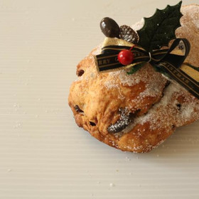 全粒粉50％の風味に負けないようバターも50％使用