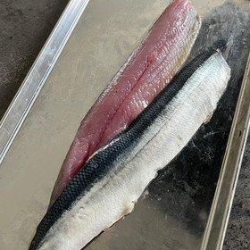 3枚おろしで、パスタ、パエリア、ピザ、蒲焼、天ぷらに