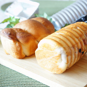 ブルーベリーパン：クリームチーズとワイルドベリーが◎