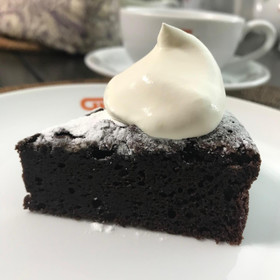 ホイップクリームを添えてティータイム