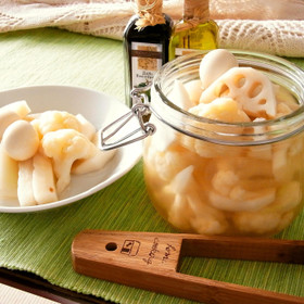 白いお野菜のピクルス