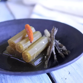 ・フキの田舎煮