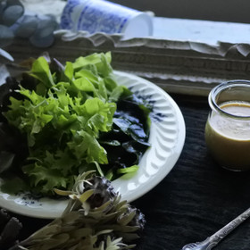 ・人参ドレッシングで食べる海藻サラダ
